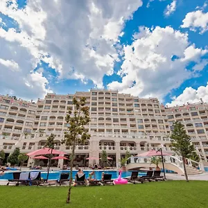 Summertime In South Bay Apartment Warna